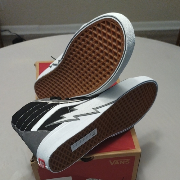 Vans Men's Sk8-Hi Bolt - Picture 11 of 14